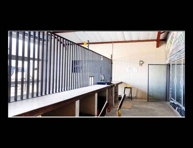 300M² BUILDING FOR SALE IN LAINGSBURG RURAL